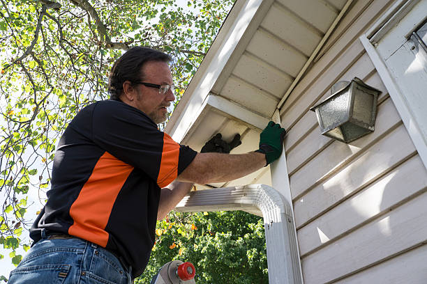 Best Garage Cleanout  in Medina, TX